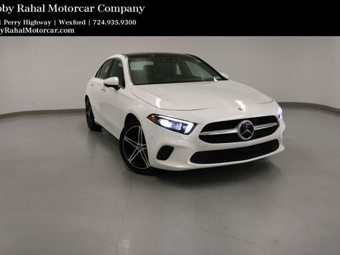 Used 2019 Mercedes-Benz A 220 4MATIC image 1