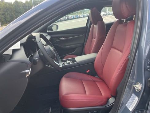 New 2026 MAZDA MAZDA3 Carbon image 21