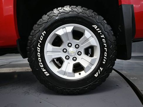 Used 2018 Chevrolet Silverado 1500 LT w/ All Star Edition image 16