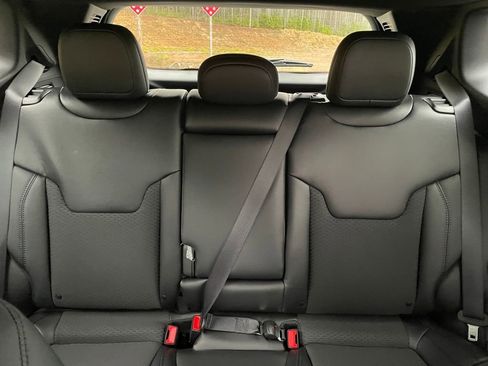 New 2026 Jeep Compass Latitude image 19