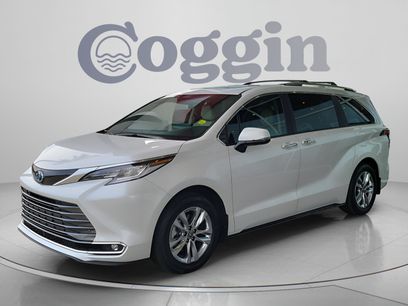 Certified 2025 Toyota Sienna Limited