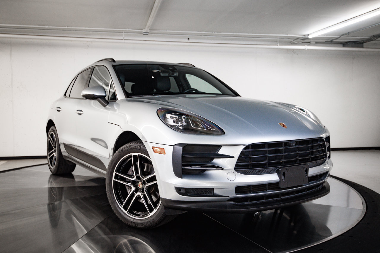 Certified 2021 Porsche Macan AWD/4WD image 9