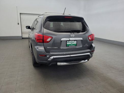 Used 2018 Nissan Pathfinder Platinum AWD/4WD image 6