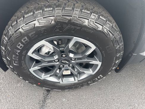 New 2026 Chevrolet Equinox ACTIV w/ Convenience Package III image 9