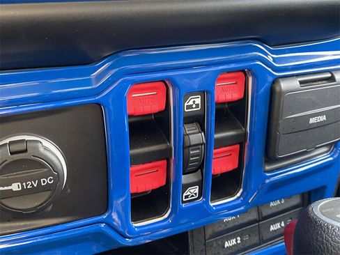 Used 2021 Jeep Wrangler Unlimited Sport image 27