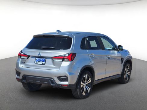 Used 2020 Mitsubishi Outlander Sport SE AWD/4WD image 3
