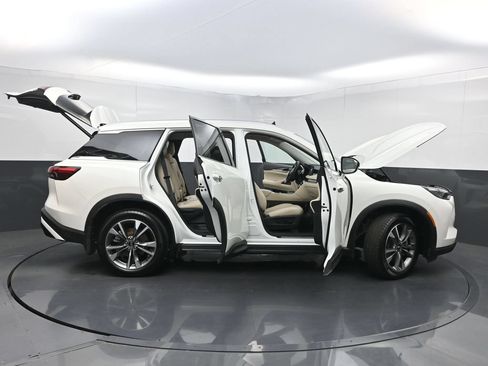 Used 2023 INFINITI QX60 Luxe w/ Cargo Package FWD image 37