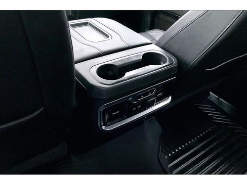 Used 2020 Chevrolet Silverado 3500 LTZ w/ LTZ Plus Package image 11