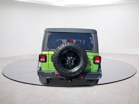 Certified 2025 Jeep Wrangler Willys image 5