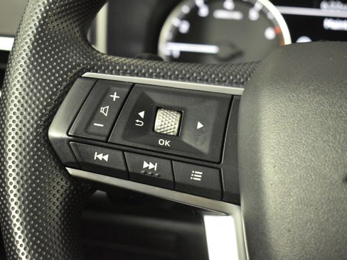 Used 2024 Mitsubishi Outlander ES image 20