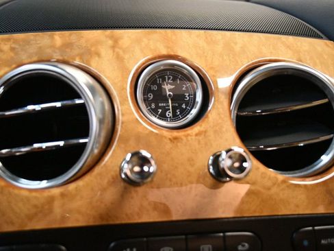 Used 2009 Bentley Flying Spur Flying Spur image 49