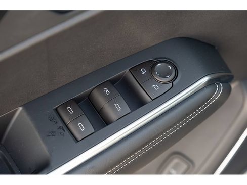 New 2026 GMC Acadia Elevation w/ Black Edition AWD/4WD image 14