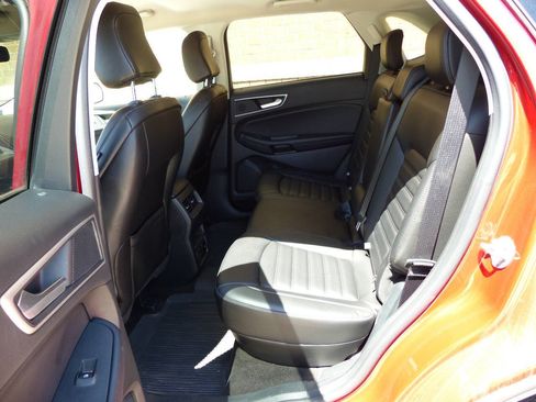 Used 2020 Ford Edge SEL w/ Convenience Package AWD/4WD image 36