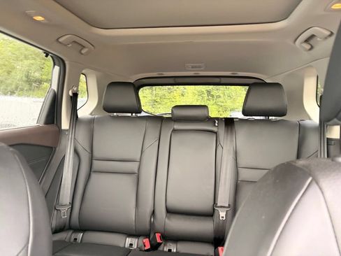 Used 2023 Nissan Rogue SV w/ SV Premium B Package FWD image 7