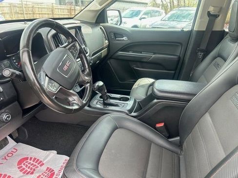 Used 2018 GMC Canyon All Terrain w/ All Terrain X Package AWD/4WD image 4