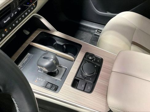 Used 2024 MAZDA CX-90 3.3 Turbo w/ Premium Plus Pkg image 17