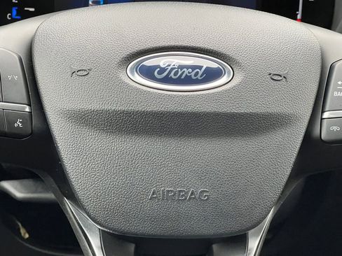 Used 2025 Ford Escape ST-Line FWD image 5