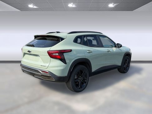 Used 2025 Chevrolet Trax ACTIV w/ Driver Confidence Package image 7