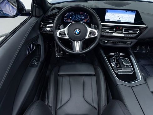 Used 2026 BMW Z4 sDrive30i image 3