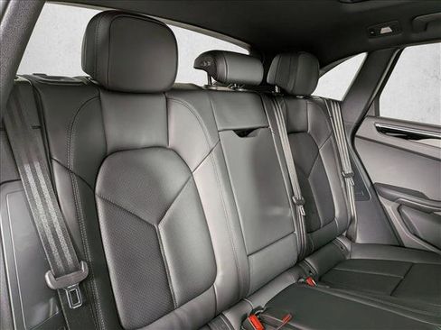 New 2026 Porsche Macan image 23