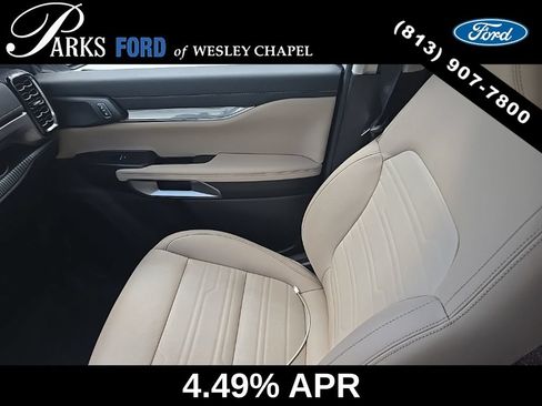 Used 2025 Ford Ranger Lariat w/ Chrome Accent Package RWD image 5