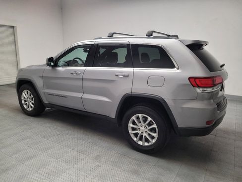 Used 2021 Jeep Grand Cherokee Laredo X AWD/4WD image 3