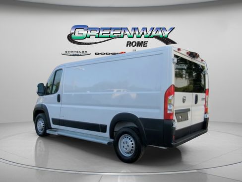 Used 2025 RAM ProMaster 2500 w/ U-Haul Equipment Group FWD image 21