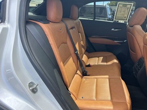 Used 2022 Cadillac XT4 Premium Luxury w/ Enhanced Visibility Package FWD image 27