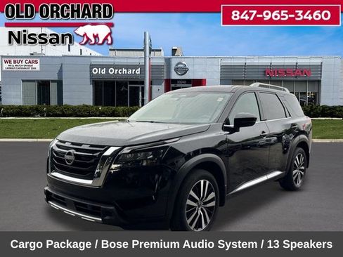 Used 2025 Nissan Pathfinder Platinum w/ Cargo Package AWD/4WD image 1