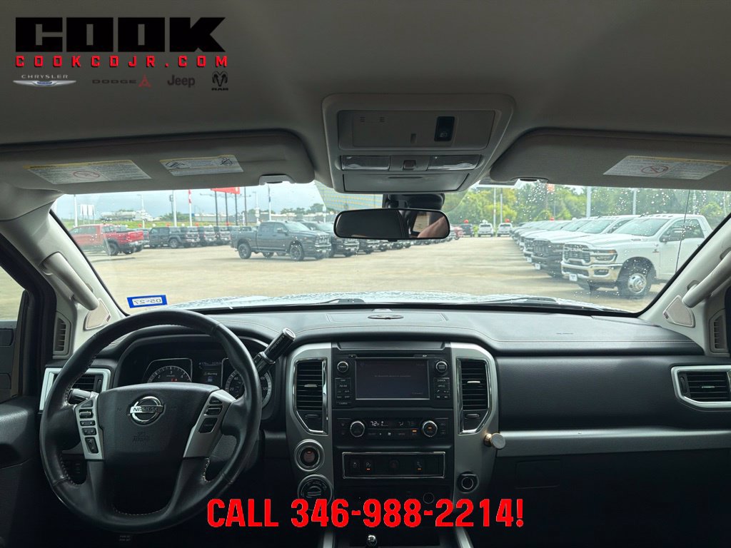 Used 2018 Nissan Titan PRO-4X w/ Pro-4x Utility Package AWD/4WD image 11