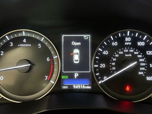 Used 2016 Lexus ES 350 w/ Luxury Package w/Wood Trim FWD image 15