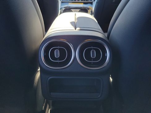 Certified 2026 Mercedes-Benz GLC 300 image 27