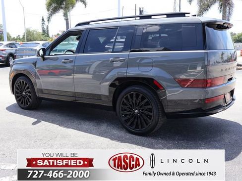 Used 2024 Hyundai Santa Fe Calligraphy FWD image 5