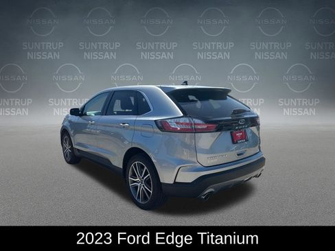 Used 2023 Ford Edge Titanium AWD/4WD image 3