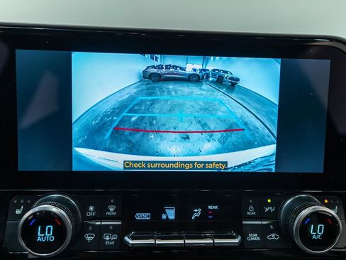 Certified 2026 Toyota Highlander XLE AWD/4WD image 29