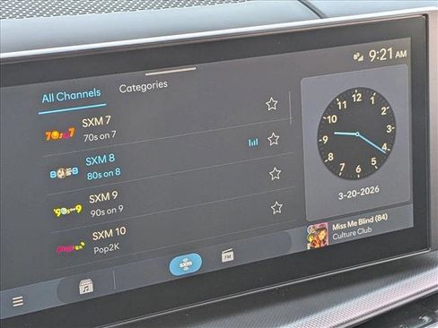 Used 2025 Hyundai Santa Fe SEL FWD image 14
