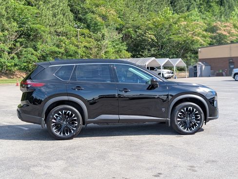 Used 2026 Nissan Rogue Dark Armor FWD image 10