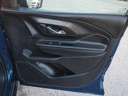 Used 2019 GMC Terrain SLT w/ Preferred Package image 32