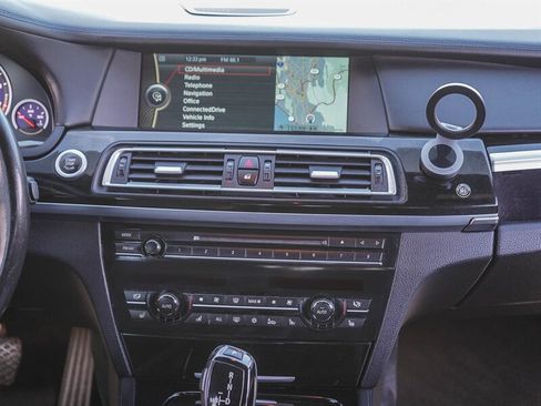 Used 2012 BMW ALPINA B7 image 18