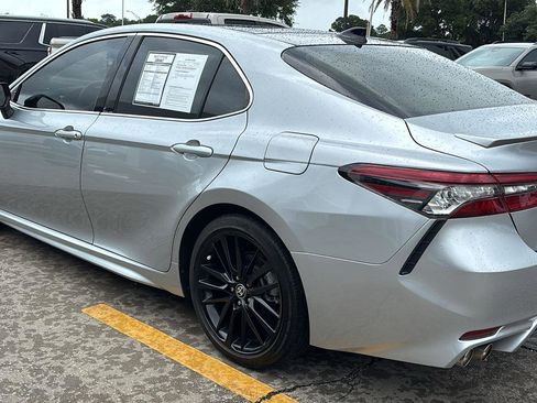 Used 2021 Toyota Camry XSE w/ Navigation Package FWD image 5