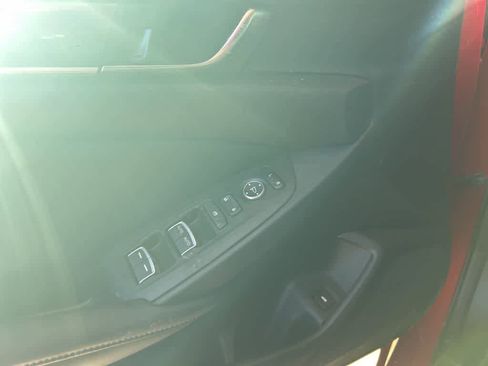 Used 2018 Honda Accord Sport image 12