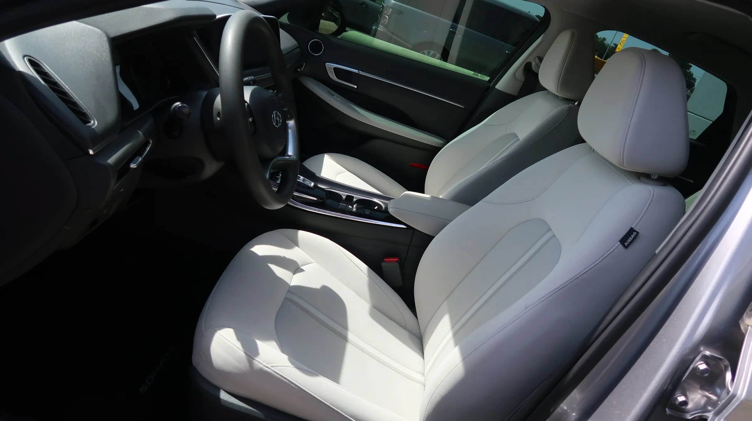 Used 2021 Hyundai Sonata SEL FWD image 16