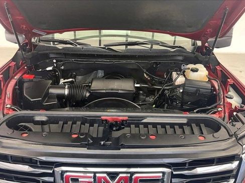 Used 2024 GMC Sierra 2500 SLT w/ SLT Premium Package AWD/4WD image 9