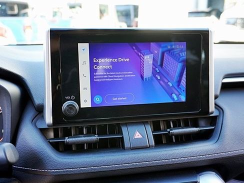 Used 2024 Toyota RAV4 XLE image 28