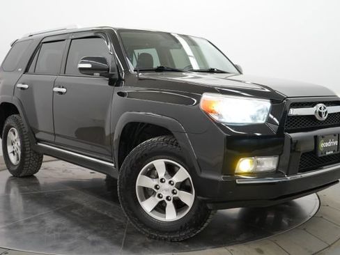 Used 2013 Toyota 4Runner SR5 w/ Premium Pkg AWD/4WD image 3