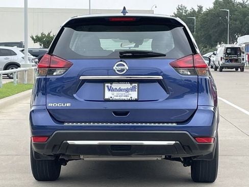 Used 2020 Nissan Rogue S FWD image 5