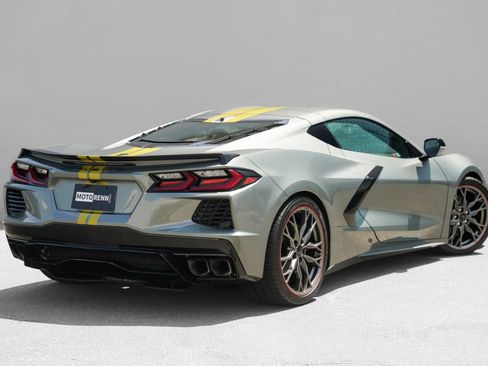 Used 2023 Chevrolet Corvette Stingray Preferred Cpe w/ 2LT RWD image 3