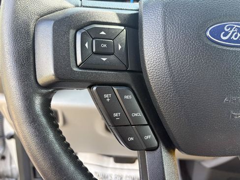 Used 2017 Ford F150 XLT w/ Equipment Group 302A Luxury AWD/4WD image 9