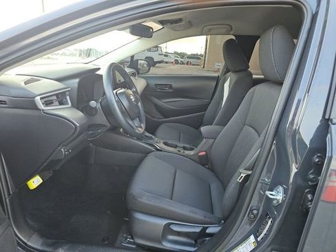 Used 2026 Toyota Corolla LE FWD image 6