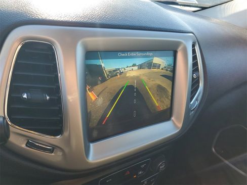 Used 2017 Jeep Compass Latitude w/ Popular Equipment Group image 23